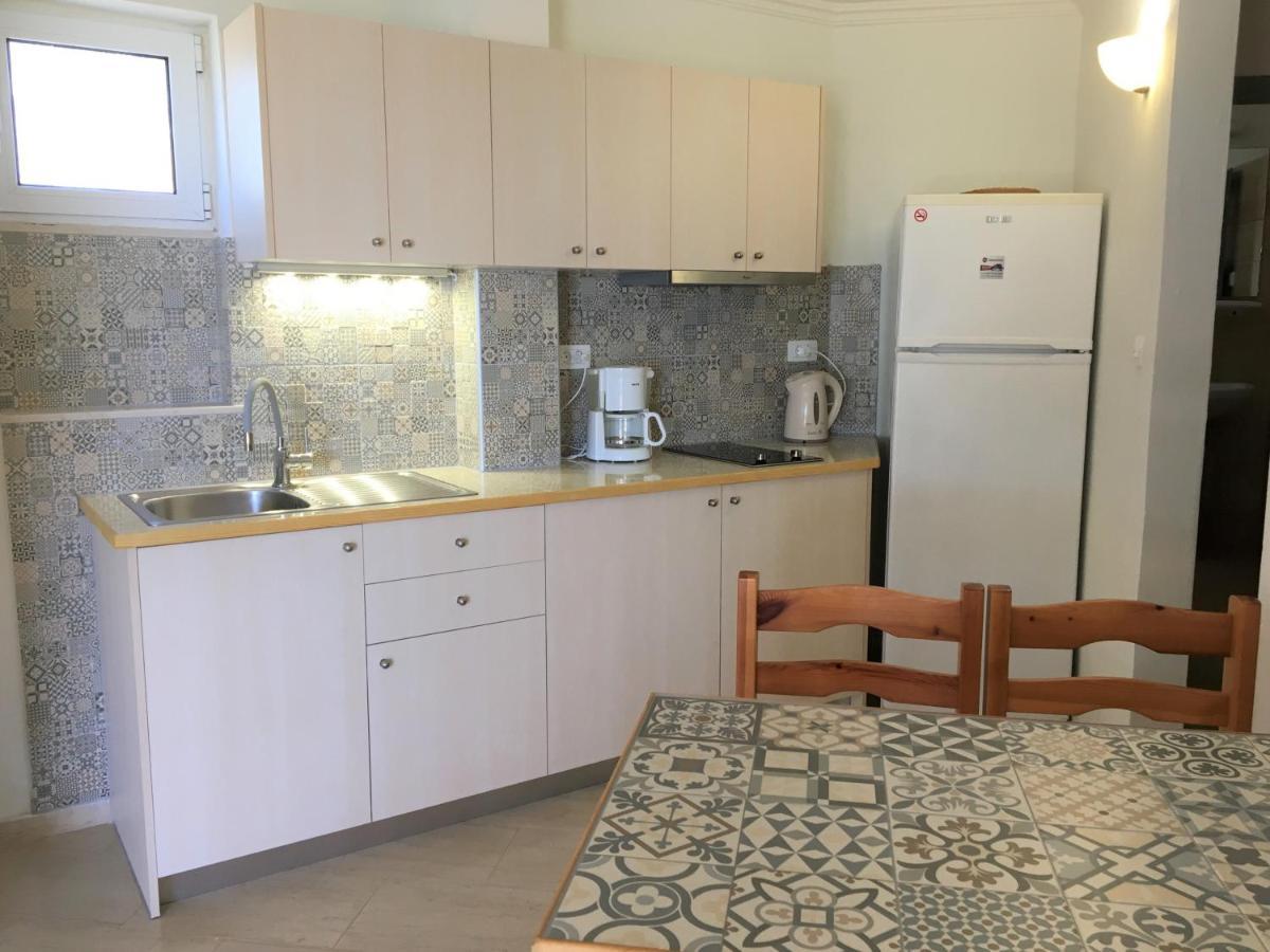 Galini Studios And Apartments 라시 외부 사진